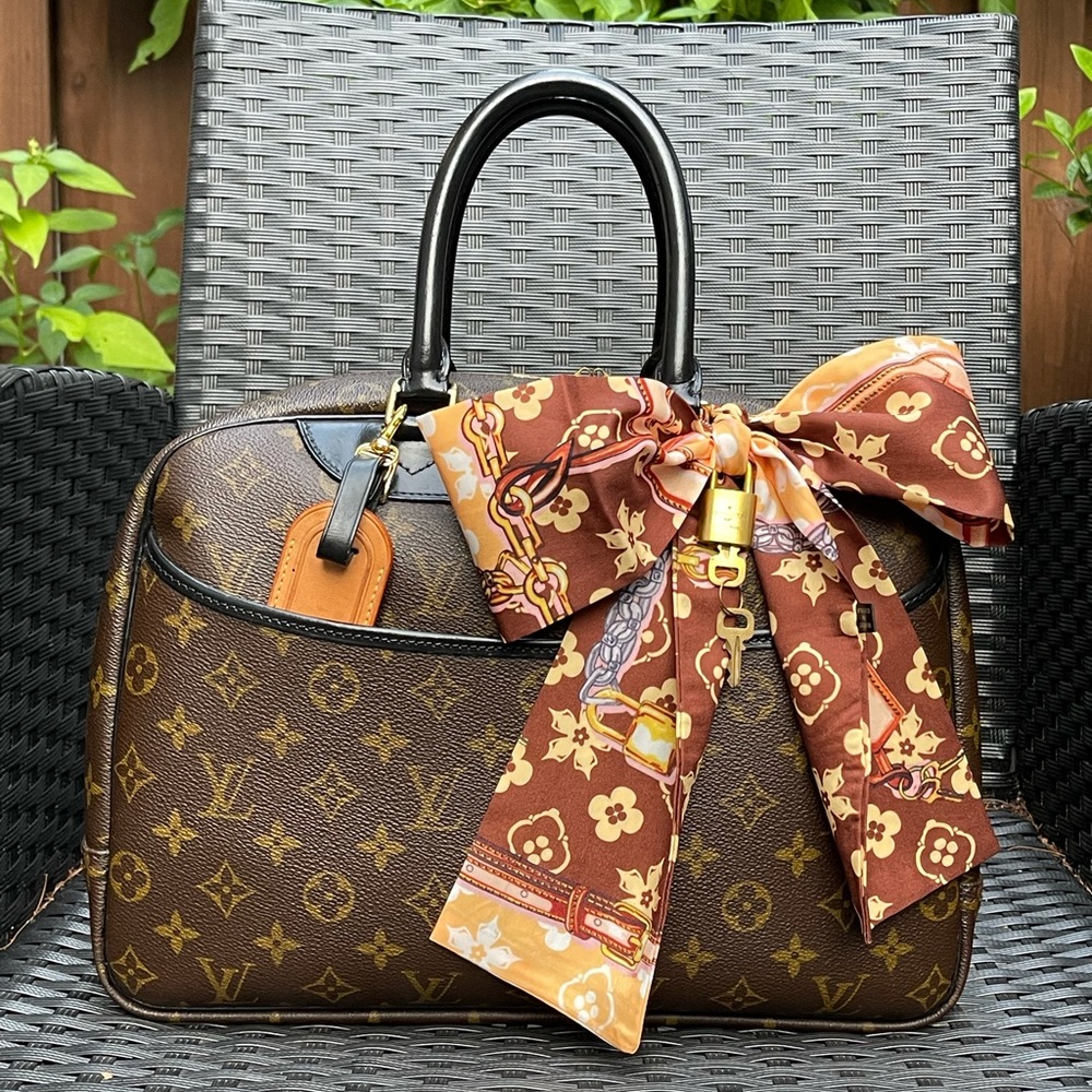 LOUIS VUITTON Monogram Deauville Handbag
